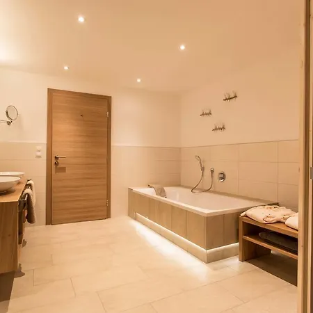 아파트 Slow Living - Mit Privater Sauna & Garten